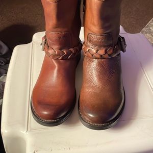 Steve Madden brown leather boots size 8 1/2 excellent condition